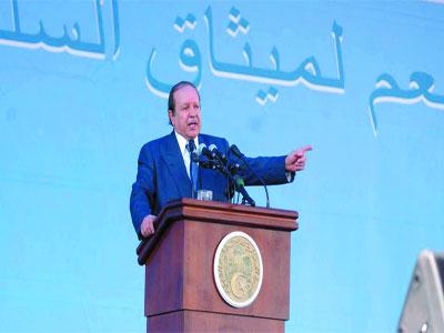 Le terrorisme serait en déclin selon Bouteflika