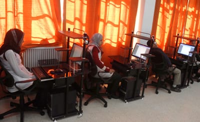 Les Algériens accros à Internet