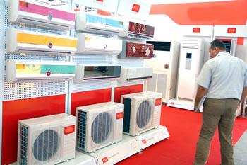 Les climatiseurs à plein régime durant cette canicule :Pour quelques bouffées de… fraîcheur