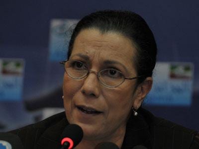 Louisa Hanoune dénonce et accuse Ziari
