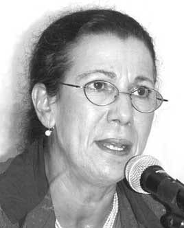 Louisa Hanoune exige une enquête sur la cession de l’ENGI et de l’ENAD