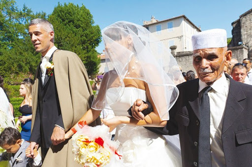 Mariages traditionnel et moderne à Bouira: À chacun sa fête !