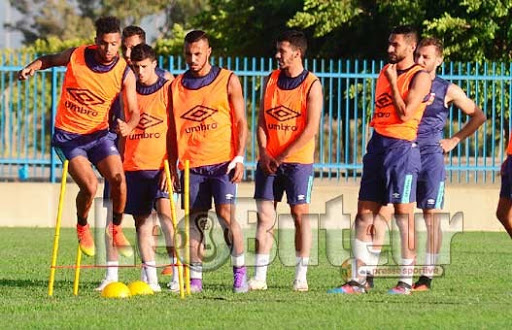 MCA /Menad «  On ne fait pas la tête et je veux une victoire à Tizi-Ouzou »