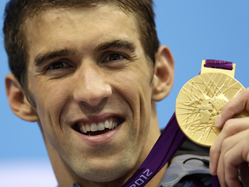 Michael Phelps termine sa carrière avec une 23e médaille d’or aux JO