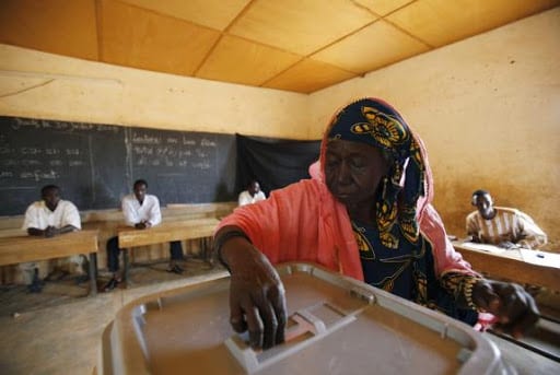 Niger : Tandja sera au pouvoir à vie