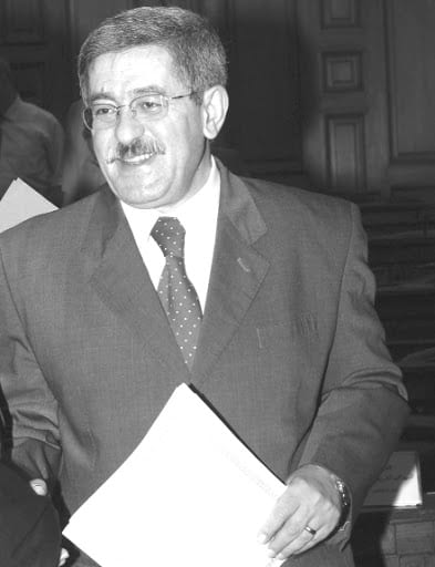 Ouyahia compte faire reculer le chômage