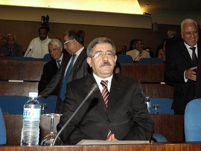 Ouyahia solicite la coopération de tous
