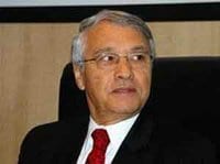 Pétrole : Chakib Khelil prévoit une chute des prix du brut