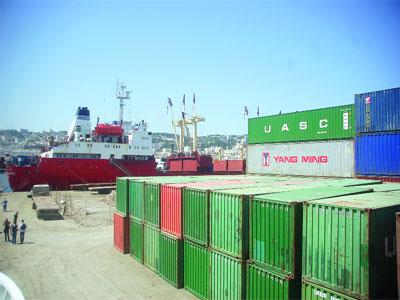 Port d&rsquo;Alger : Baisse du trafic de conteneurs