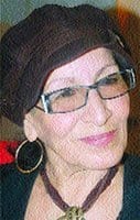 Portrait de la styliste Khadidja Hamsi