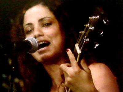 Premier concert d’Amel Mathlouthi en Algérie