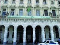 Procès A.Achour : 32 millliards de la BNA volatilisés