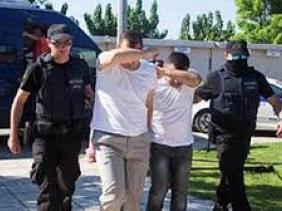 Purge massive après une tentative de coup d’Etat : la Turquie admet la possibilité d’erreurs