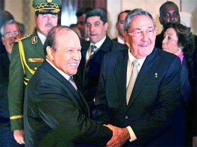 Raul Castro à Alger avant Charm El Cheikh