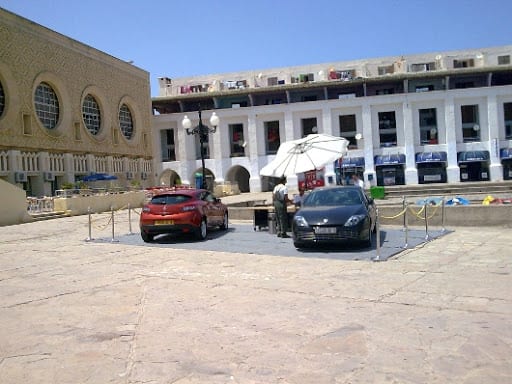 Renault Algérie promeut ses coupés Laguna et Mégane à Alger