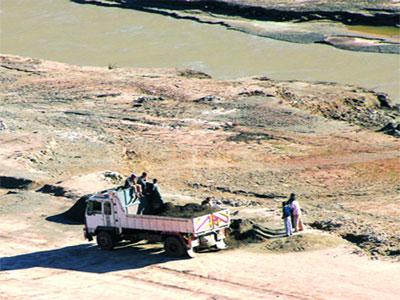 Report probable de l&rsquo;interdiction d’extraire du sable des oueds