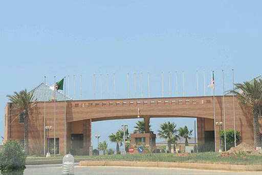 Résidences d’Etat Moretti et Club des pins (Alger) : un député et une « femme d’influence » cambriolés.