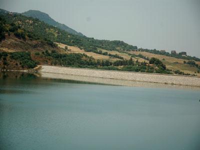 Sellal promet de l’eau sans pénurie durant l’été