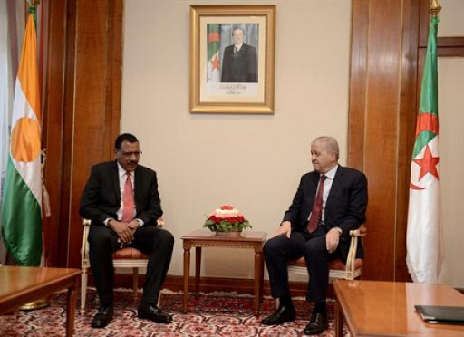 Sellal reçoit le ministre nigérien de l’Intérieur