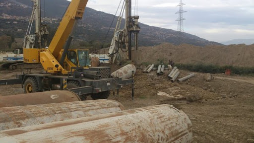 Sept forages pollués par du pétrole dans un village à Akbou