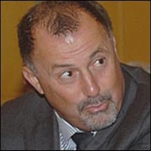 Slim Othmani parle de charges trop lourdes pour les entreprises