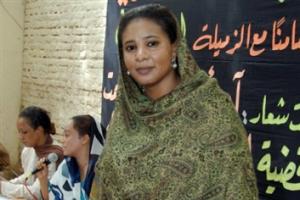 Soudan : Le procès de Loubna et son pantalon reprend