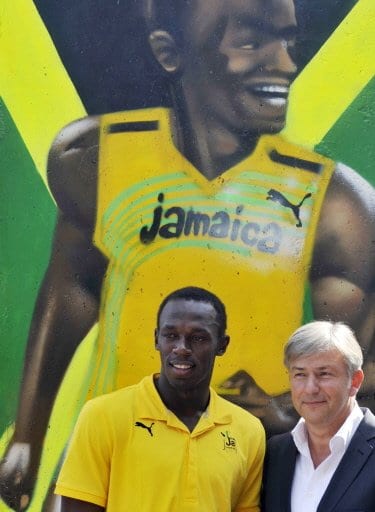 Usain Bolt a reçu un gros morceau du Mur de Berlin