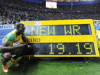 Usain Bolt écrase son record du monde du 200m à Berlin