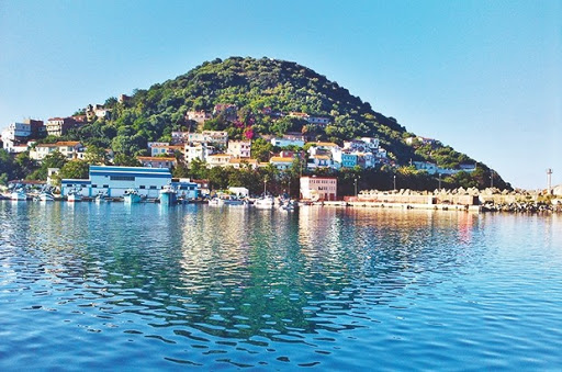 Vacances d’été dans la presqu’île de Collo: Voyage au pays des trois légendes et des trois saints