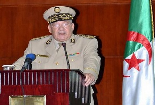 Le Général de Corps d&rsquo;Armée Ahmed Gaïd Salah en visite de travail dans la 4e Région militaire à Ouargla (MDN)