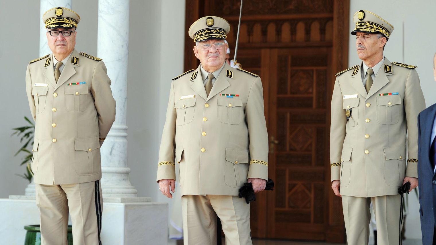 Défense: Gaïd Salah déterminé à : «Poursuivre activement et sans relâche l’éradication des résidus terroristes criminels»