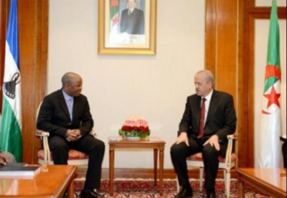 Sellal reçoit l’envoyé spécial du Premier ministre du Lesotho