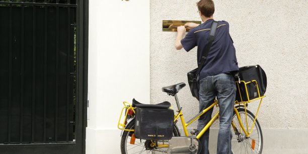 Le métier de facteur face aux technologies de l’information : Un cachet nouveau.