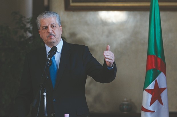 Retard dans l’installation de l’autorité de régulation de la presse écrite: Abdelmalek Sellal impute la responsabilité aux journalistes