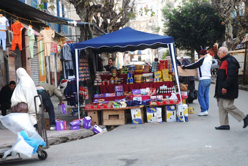 Algérie: Recensement de 130 marchés informels dans la capitale du 23 au 29 août
