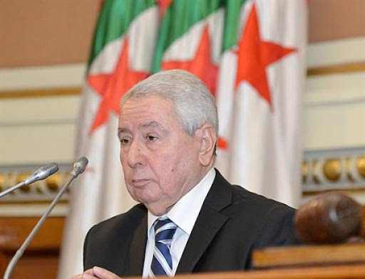 Bensalah: la présente session inaugure une nouvelle ère constitutionnelle