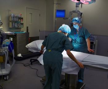 Cliniques privées et activité complémentaire: Boudiaf met le holà