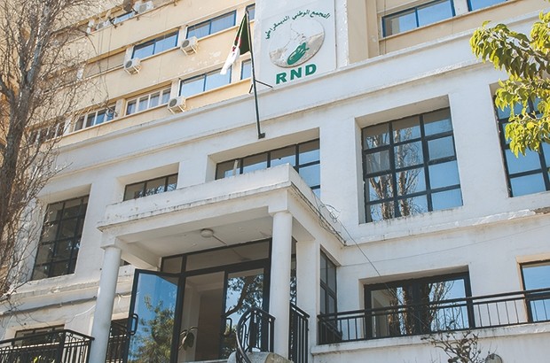 Miloud Chorfi et Boudjemaâ Torchi dépêchés en pompiers Constantine : démission collective au RND