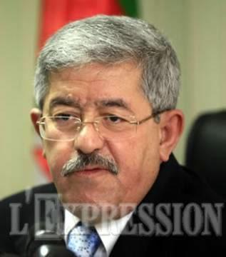 Il mène une bataille de changement avant les législatives: Ouyahia encadre les jeunes et les femmes du parti