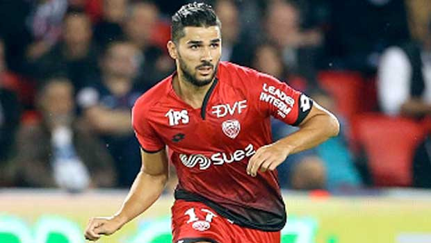Abeïd se blesse sous le regard de Rajevac