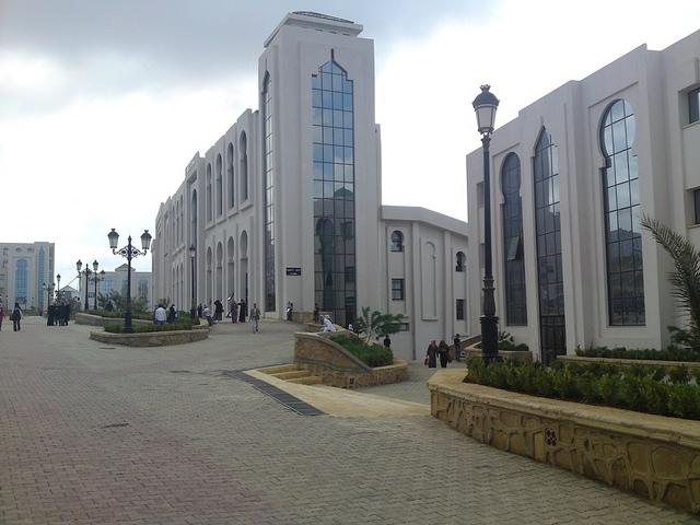 Université de Médéa: Vers la promotion de la science et de la recherche scientifique