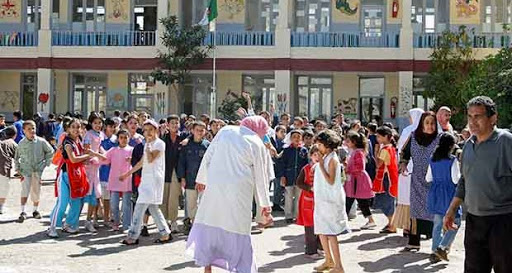 Rentrée scolaire 2016-2017 : Les Syndicats qualifient la première semaine de difficile