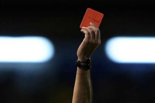 Un arbitre écope de 18 matches de suspension pour avoir été mauvais !