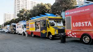 Vidéo : à Grande-Synthe, des food-trucks et des ateliers de cuisine pour les migrants