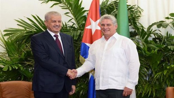 Sellal s’entretient à La Havane avec le vice-président du Conseil d’Etat cubain.