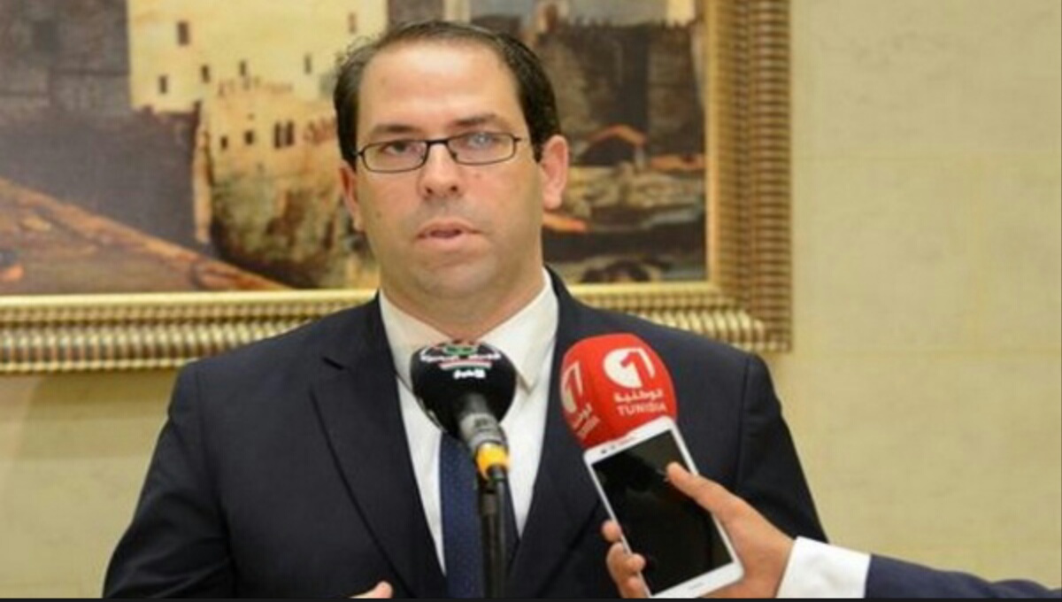 Chahed affirme avoir transmis « un message d’amitié » au président Bouteflika de la part de son homologue tunisien