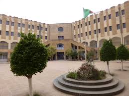 Education nationale / Affaire du nouveau lycée de Naciria : Chassé par les élèves, le surveillant salafiste muté !