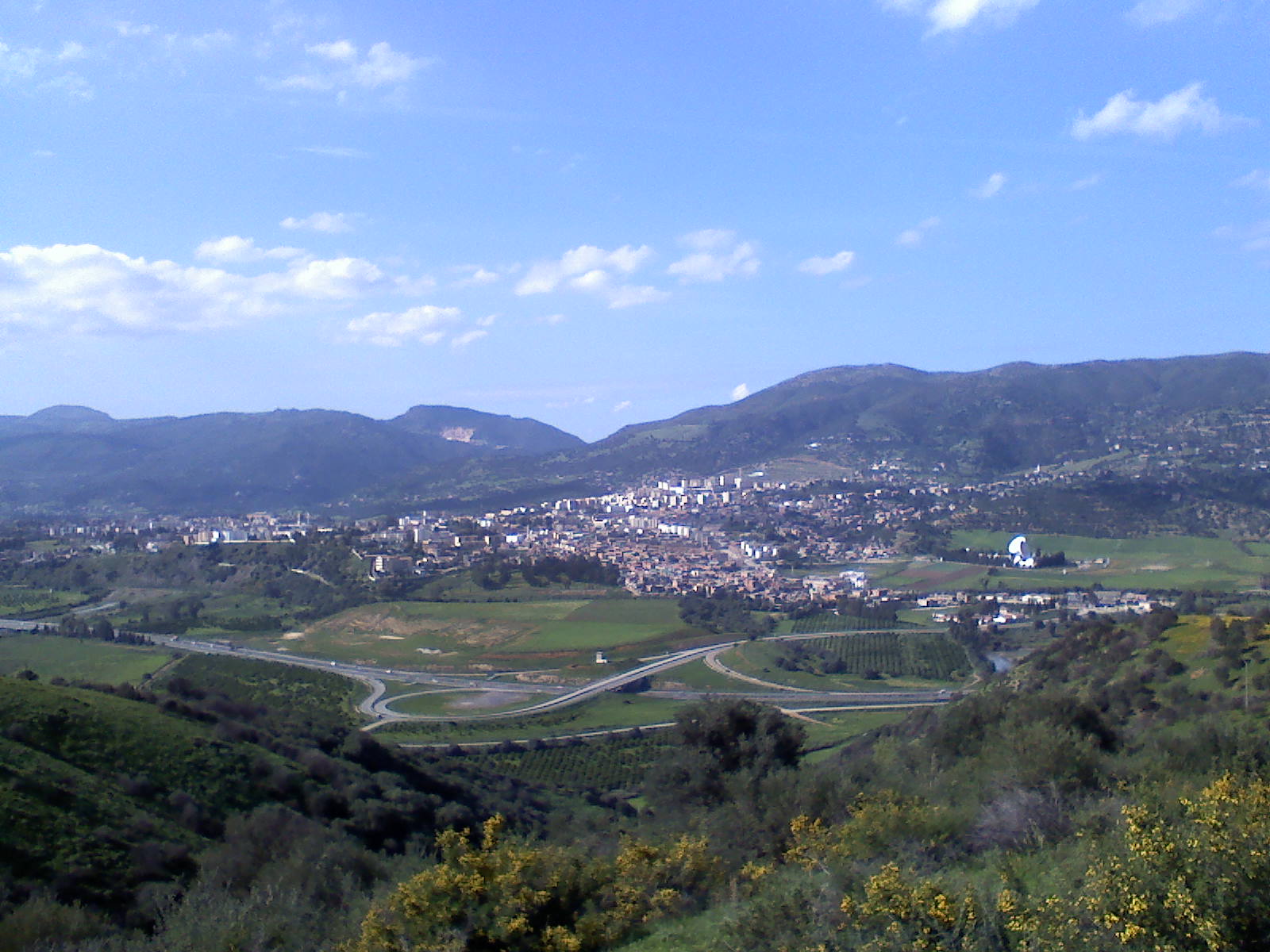 Le maire de Lakhdaria condamné à un an de prison avec sursis.