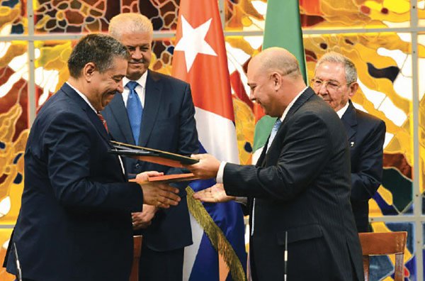 Coopération algéro-cubaine :Huit conventions sur la santé et l’enseignement supérieur