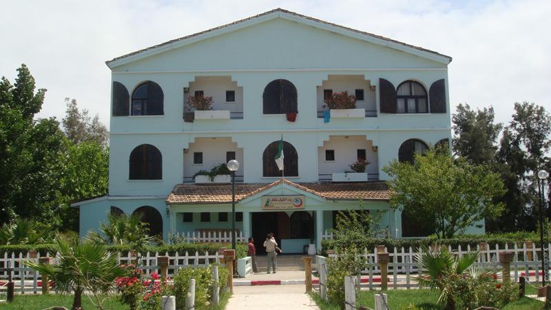 El Tarf: Une auberge de jeunes remplacée par un centre commercial